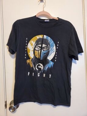 Mortal Kombat Scorpion vs Sub-Zero Graphic Tee - Black